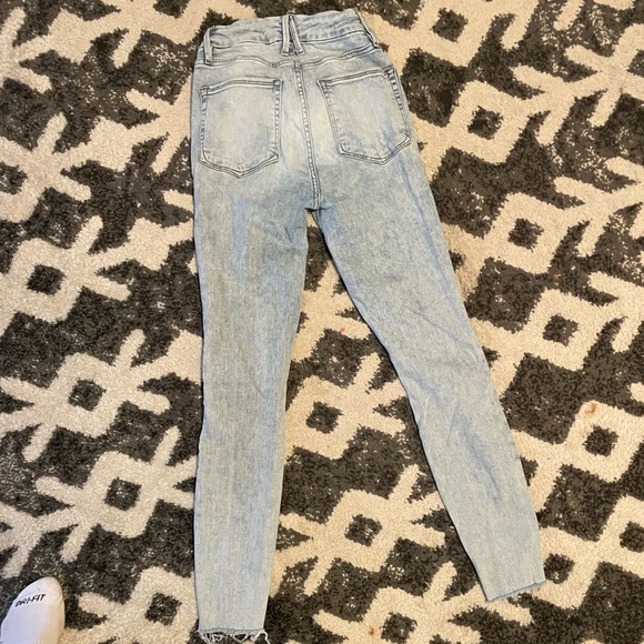 Good American good waist jeans… worn few times great condition 0/25 - Picture 5 of 5